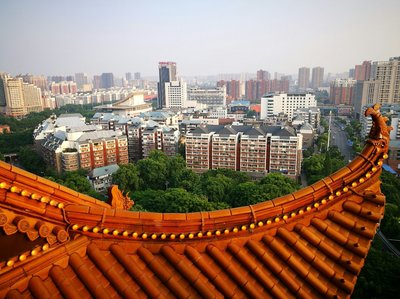 湖北省武漢市武昌區(qū)黃鶴樓東路靠近奇石館